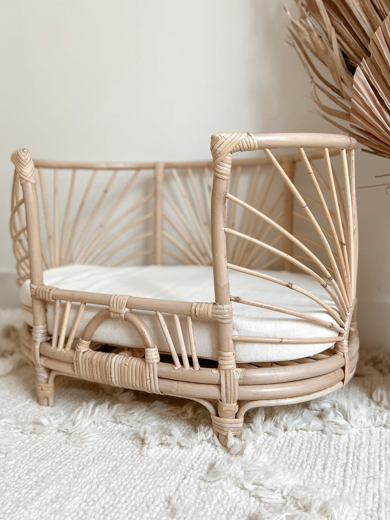 Rattan large doll daybed